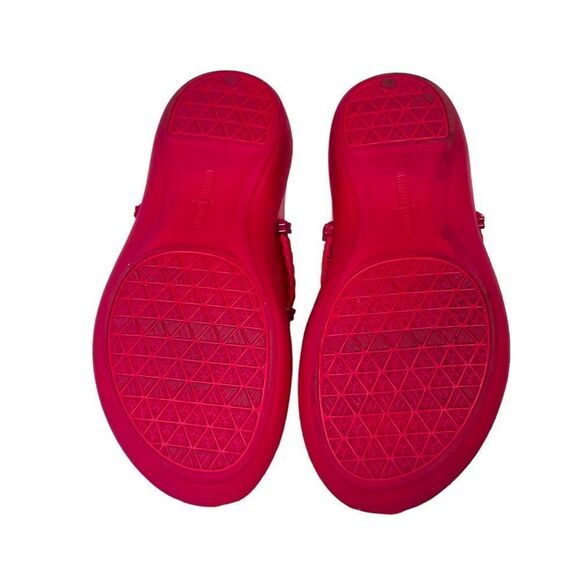 Minnetonka Raspberry Silverthorne Prism Sandals - Size 6 - Picture 10 of 15